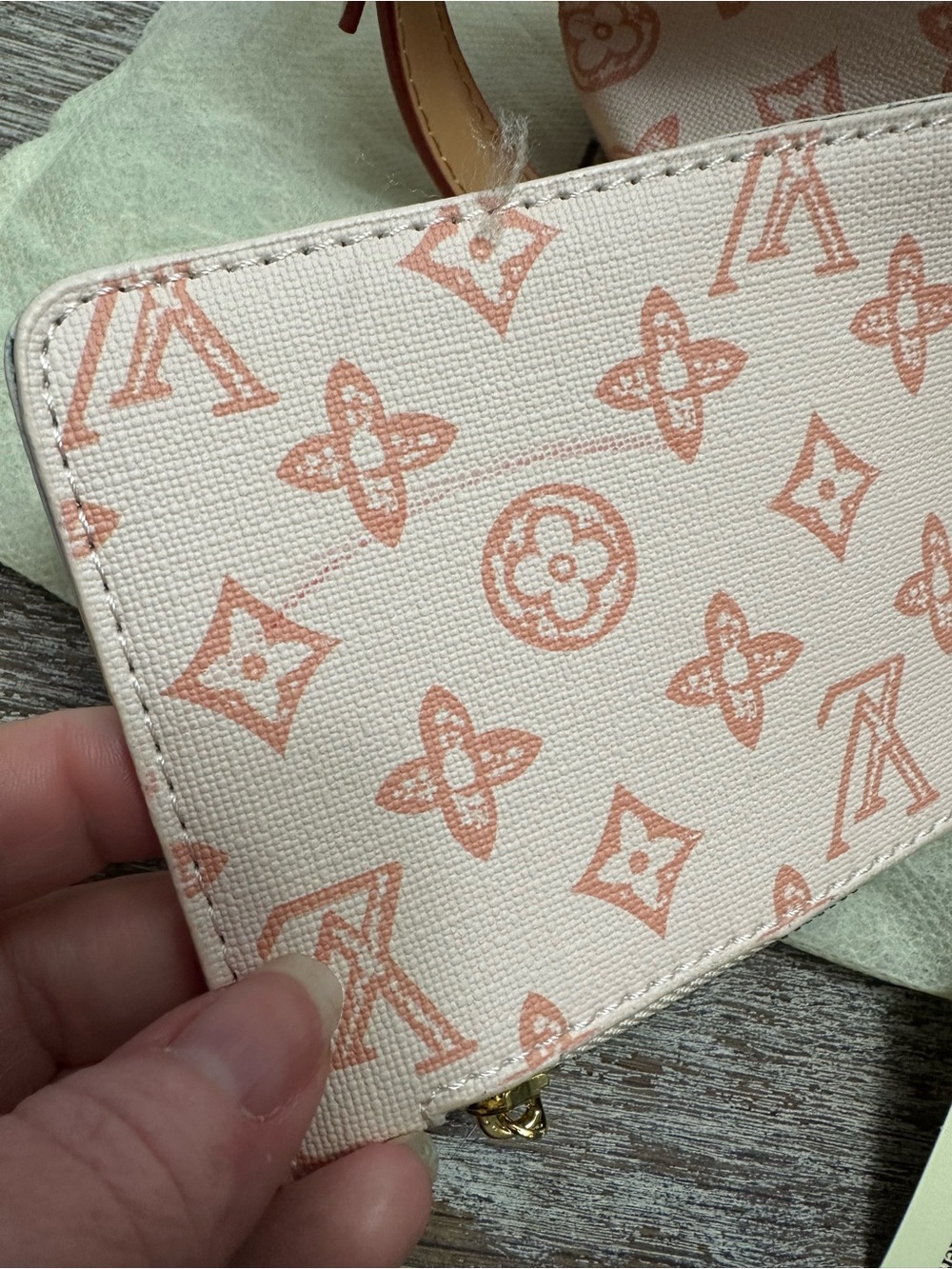 Shoulder Bag in Peach Pink with Matching Pouch - Picture 3 of 11